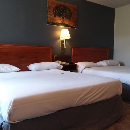 Americas Best Value Inn Laramie Εξωτερικό φωτογραφία